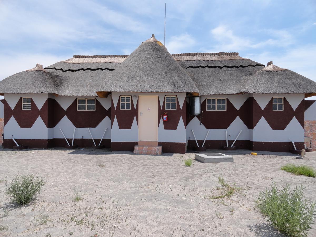 Pelican Lodge And Camping Nata Exterior photo